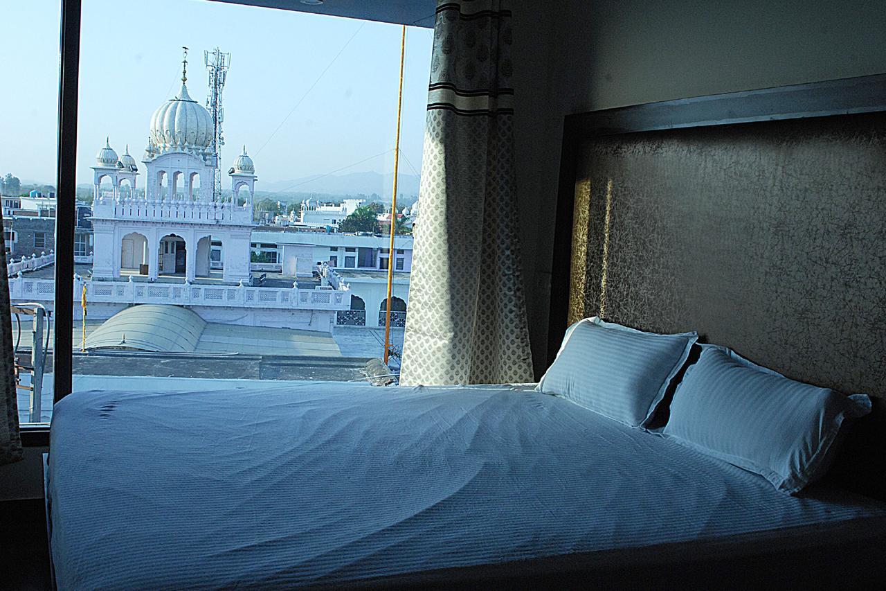 Hotel Temple View Inn Anandpur Sahib Exterior photo